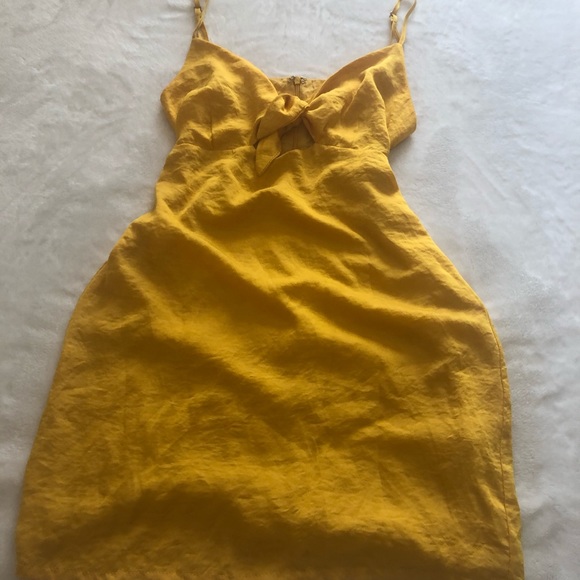 Urban Outfitters Dresses & Skirts - Yellow mini summer dress